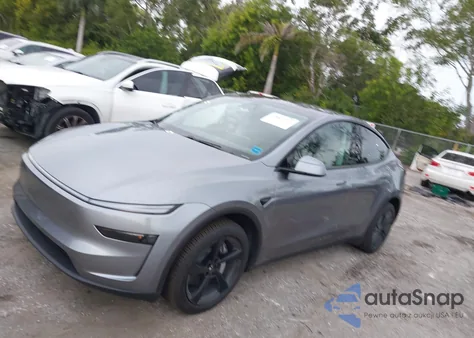 2026 Tesla Model Y Long Range Dual Motor All-Wheel Drive/Long Range Launch Series из США, поврежденный, VIN 7SAYGDEE6TA388853